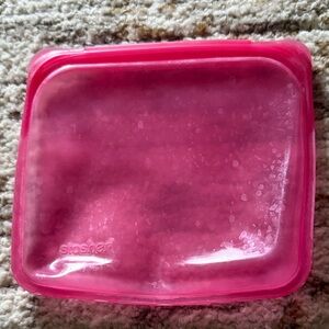 Stasher Pink Silicone Food Storage Bag